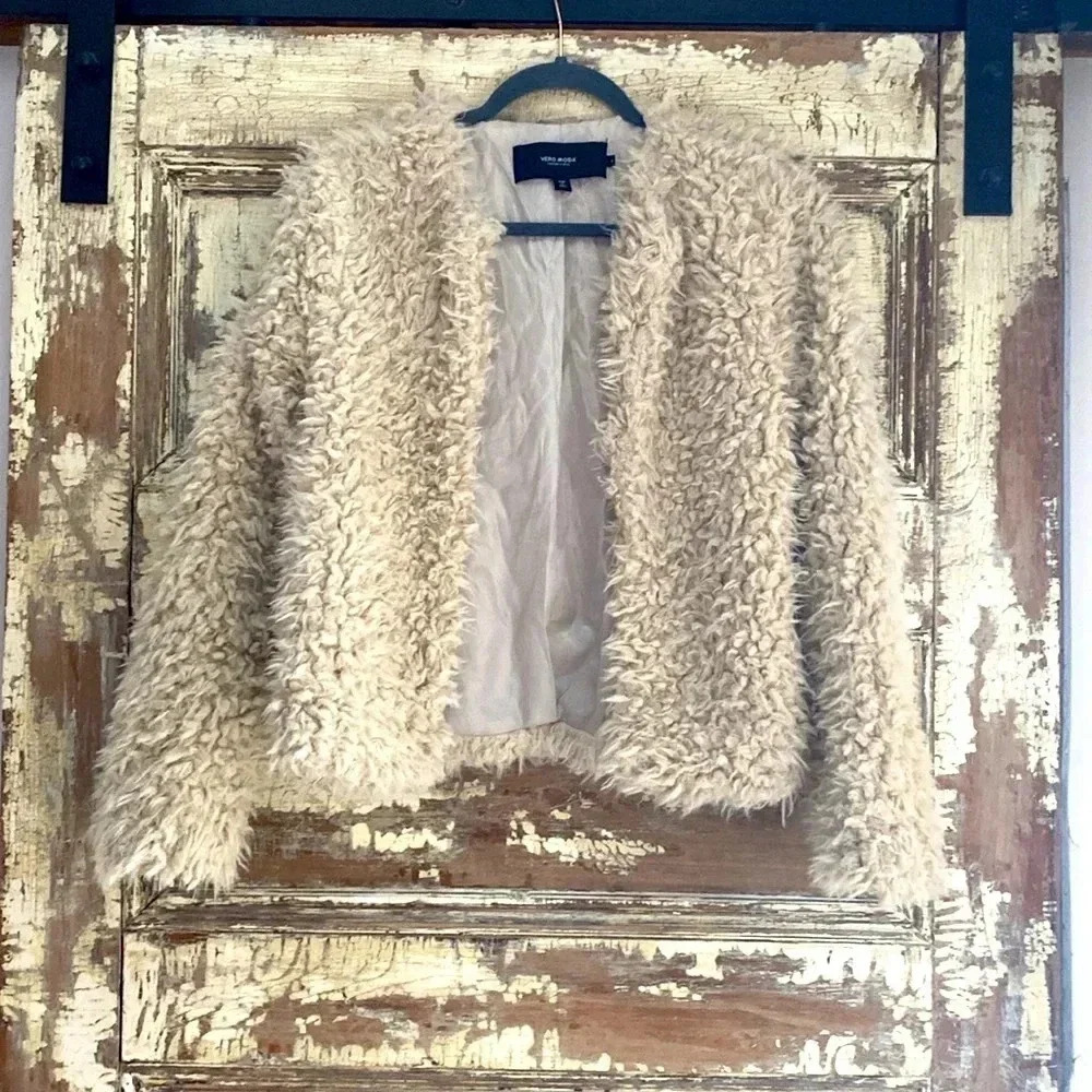 Jayla shaggy faux fur jacket, size S